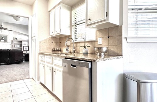 McNeil Condominio | Northwest Austin Monthly Home Sweet Home