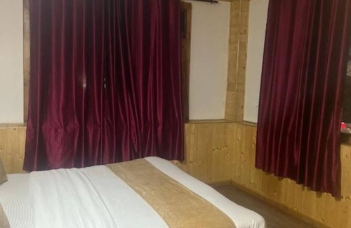 Cheog Hotel | Norvin Homes- Double Room/ breakfast included