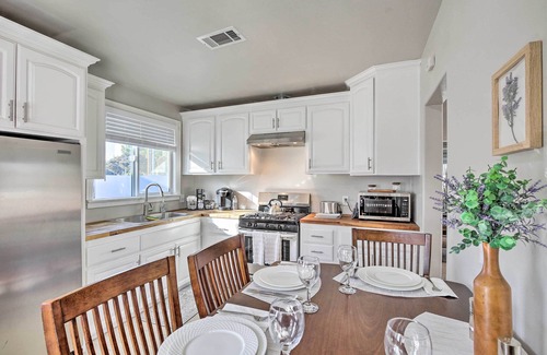 Norwalk Casa | Norwalk Retreat w/ Pool ~ 11 Mi to Disneyland Park