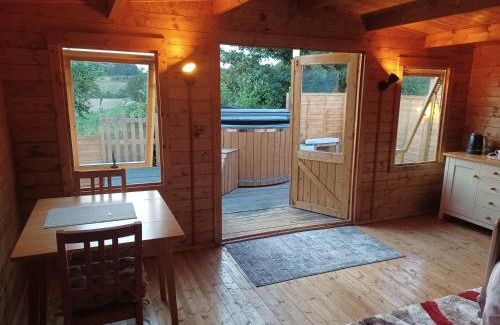 Norton St. Philip Otro | Norwell view farm glamping with hot tubs
