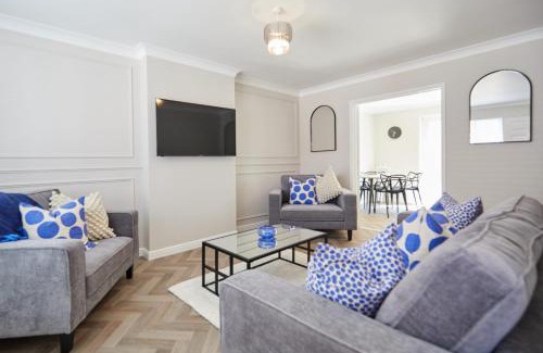 Norwich Casa | Norwich Home Ideal For Teams & Professionals