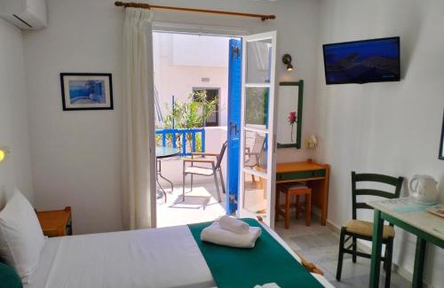Old Town Naxos Apartamento | Nostos Studios at Saint George beach Agios Georgios Chora Naxos town