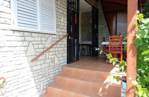 Balatonkenese Casa | Nosztalgia Apartman Balatonkenese