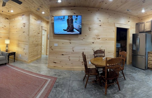 Scottsboro Cabina | Not Just for Fishermen
