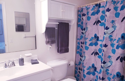 DeLand Casa | AMPLIA CASA CON PISCINA. UBICACIÓN ACE CERCA DEL CENTRO DE FLORIDA. ¡PATIO ABIERTO!❤