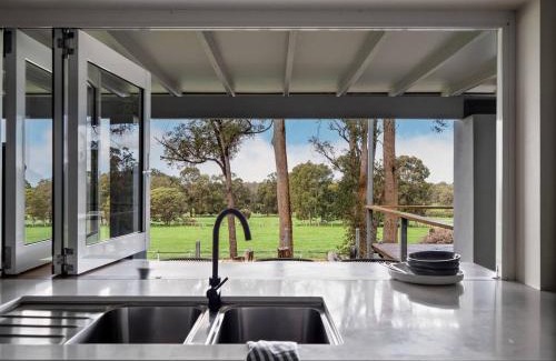 Yallingup Siding Casa | Notable Downs Estate near Margaret River Wineries
