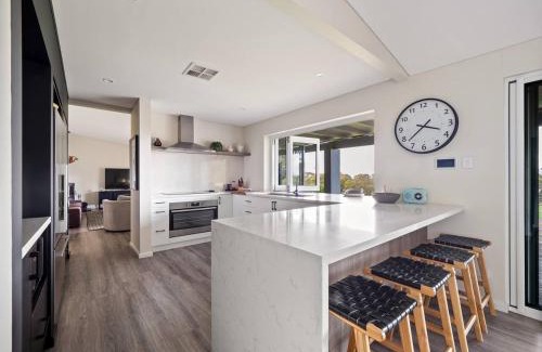 Yallingup Siding Casa | Notable Downs Estate near Margaret River Wineries