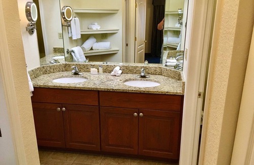 Mishawaka Apartamento | Notre Dame vs Wake Forest Weekend!! 5 minutes from the stadium!