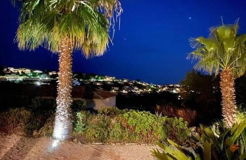 Sainte-Maxime Apartamento | Notre Maísoinette Schönes Reihenendhaus mit schöner Terrasse Meerblick