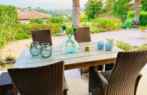 Sainte-Maxime Apartamento | Notre Maísoinette Schönes Reihenendhaus mit schöner Terrasse Meerblick