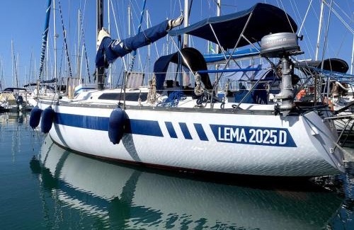 Civitavecchia Alquiler De Eote | Notte in barca tra gioia e relax cullati dal mare