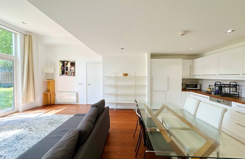 North Kensington Apartamento | Notting Hill - Canalside Apartment!