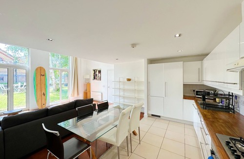 North Kensington Apartamento | Notting Hill - Canalside Apartment!