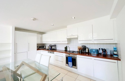 North Kensington Apartamento | Notting Hill - Canalside Apartment!