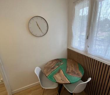 Alco Apartamento | Nouveau Studio -Clim -grand lit et terrasse