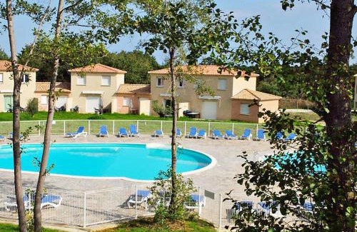 Santa-Maria-Poggio Apartamento | NOUVEL LOCATION d'un Bel appart T2 climatisé et meublé au RDCh avec piscine dans residence les Melody