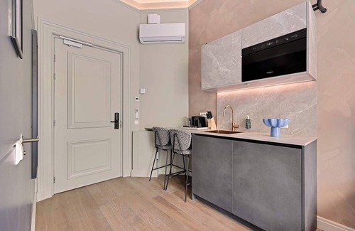 The Hague Center Apartamento | Novallure Nassau Residence