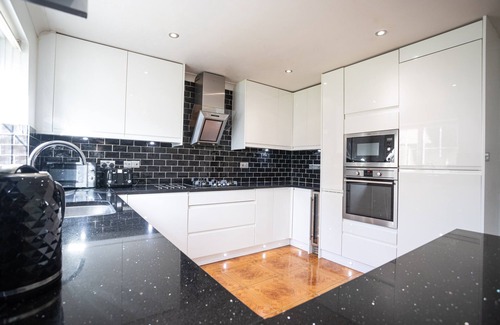 Bradley Stoke Casa | Casa-Baño con ducha