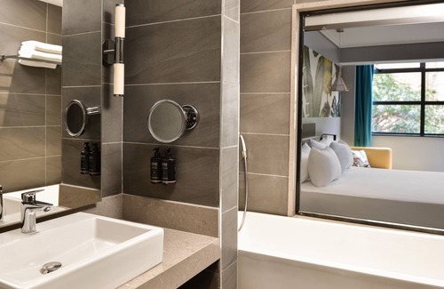 Nairobi Hotel | Novotel Nairobi Westlands