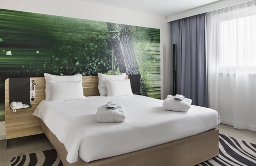 Tremblay-les-Gonesse Hotel | Novotel Paris Charles de Gaulle Airport