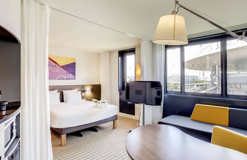 Saint-Denis Hotel | Novotel Suites Paris Stade De France