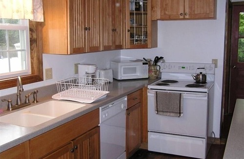 Westbrook Center Cabaña | Encantador tranquilo actualizado 1921 Cottage en West Beach Connecticut