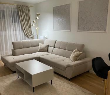 Bialystok Apartamento | Nowy Apartament w centrum ZŁOTA