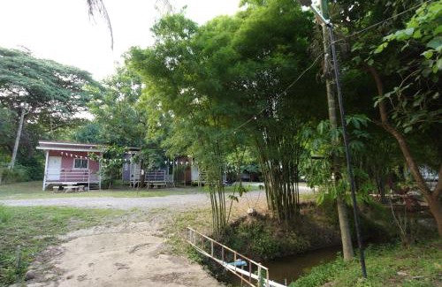 Muak Lek Casa | NP โฮมสเตย์ นอนเต็นท์ติดแอร์