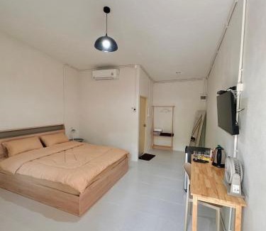 Muak Lek Casa | NP โฮมสเตย์ นอนเต็นท์ติดแอร์