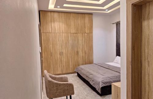 Uyo Apartamento | NPJ Fully Furnished 4 Bedroom Apartment in Uyo