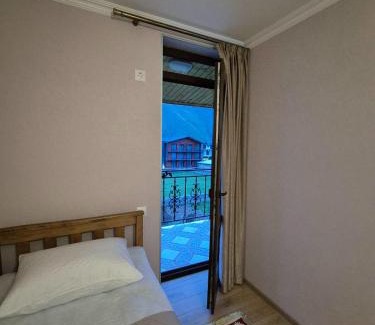 Gergeti Apartamento | NQ Guest house