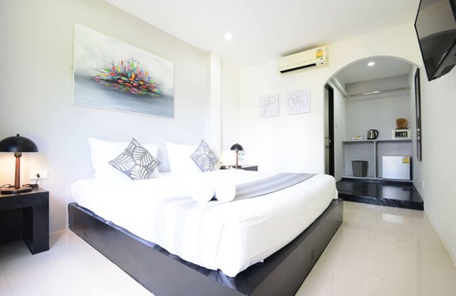Nanai Road Hotel | NR Nanai Patong