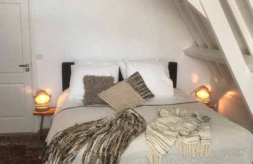 Leiden Cama Y Desayuno | NR22 Leiden