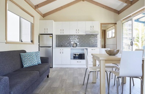 Port Macquarie Cabina | NRMA Port Macquarie Breakwall Holiday Park