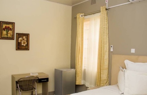 Ndola Cabina | Nsanika Executive Lodge