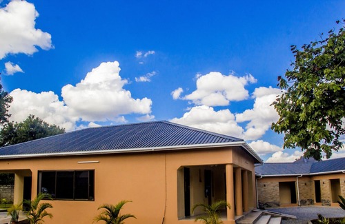 Ndola Cabina | Nsanika Executive Lodge