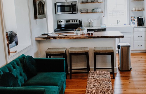 Morris Casa | Nubbintown Wee House, Great Farm Stay Escapada