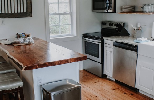 Morris Casa | Nubbintown Wee House, Great Farm Stay Escapada