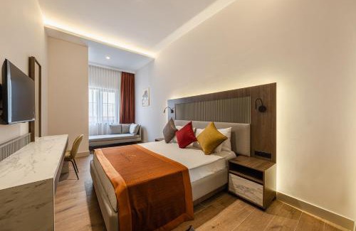 Eski Lara Hotel | Nuca Homes