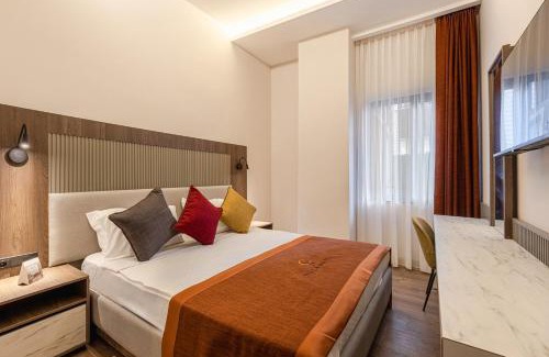 Eski Lara Hotel | Nuca Homes