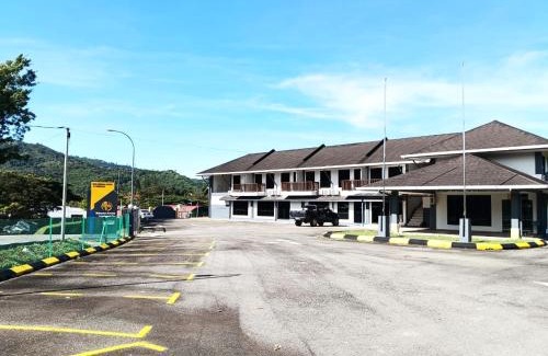 Tambunan Hotel | Nucifera Hotel Tambunan