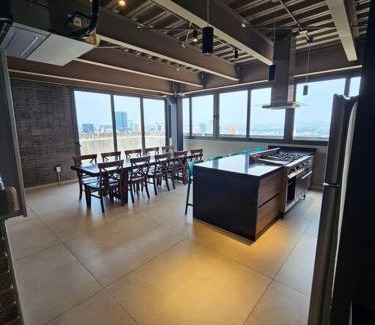 Guadalajara Apartamento | Nuevo Depa con increible vista en YU Country 1804
