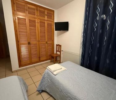 Nohales Casa | Nuevo Hostal Rasil
