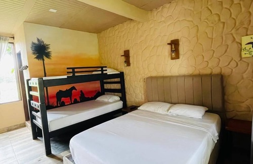 Acacias Casa | Nuevo Oeste