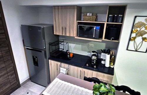 Zona 4 Apartamento | Nuevo y Moderno Apartamento con Parqueo en la atractiva Zona 4