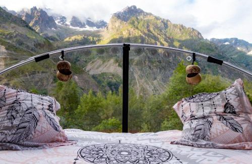 La Chapelle-en-Valgodemard Otro | Nuit insolite bulle forêt glamping