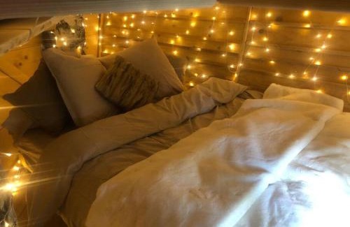 Les Gras Chalet De Esquí | Nuit insolite - La cabane du Haut-Doubs