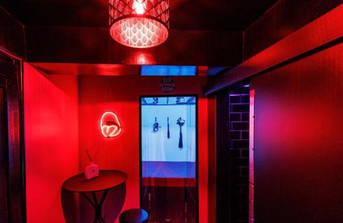 Thiers-sur-Theve Apartamento | Nuit Sauvage - Love Room pour Fantasmes Réalisés