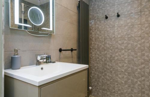 Queens Quarter Hotel | Number 11 by the Warren Collection