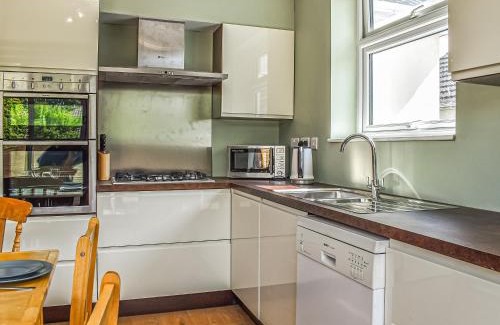 Poole Casa | Number 12
